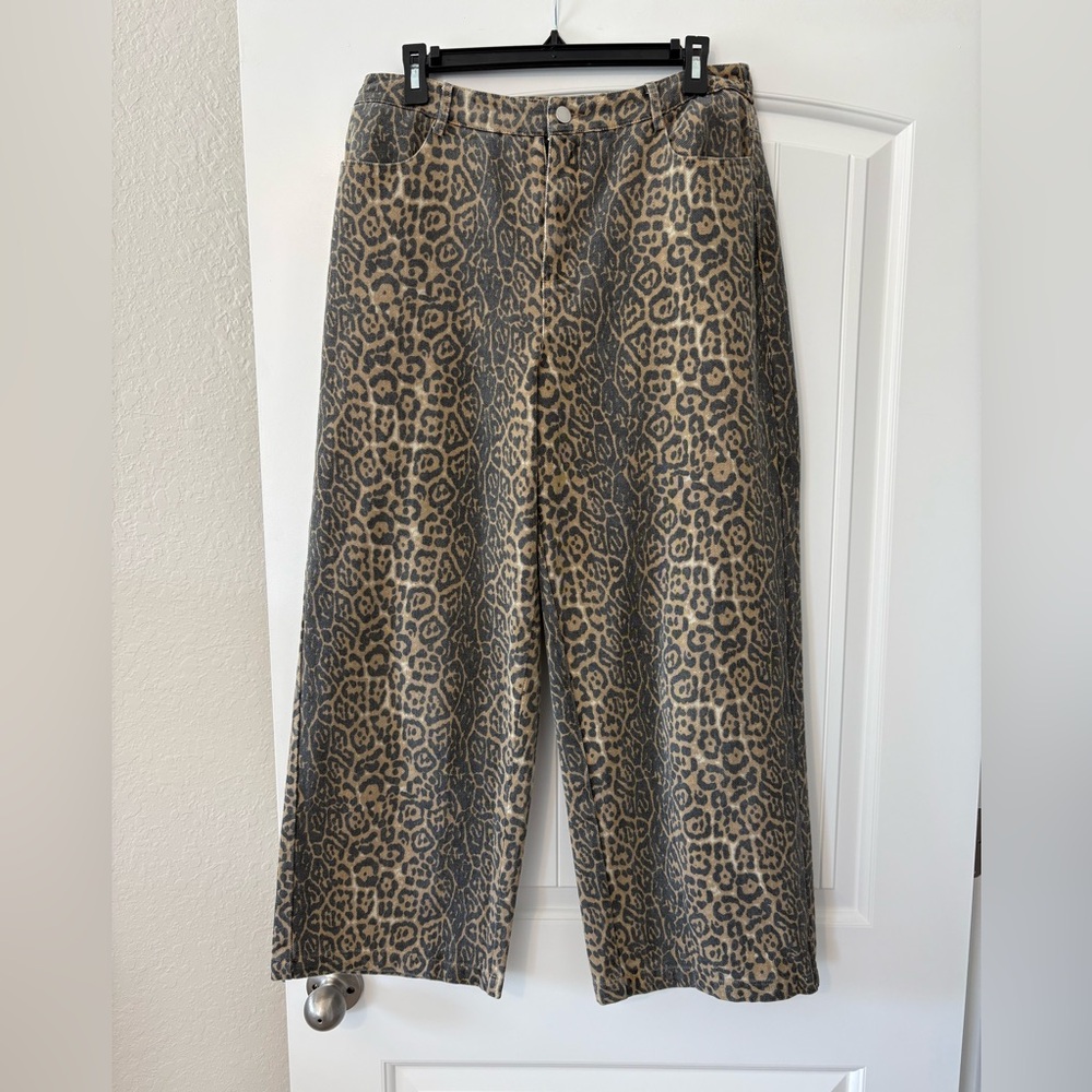 GILLI Leopard print Loose fit Wide Leg Denim Pants Medium - Picture 2 of 9